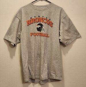 Gray "Vintage Broncos T-shirt"
